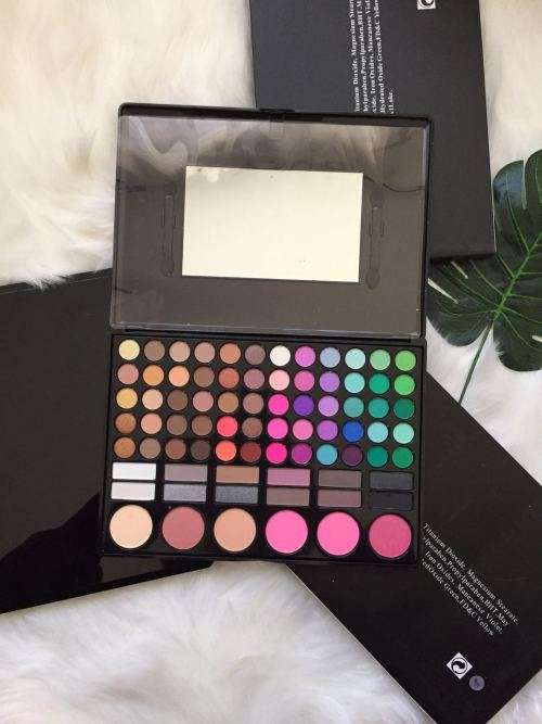 Brand New 78 Color Eyeshadow Higlighter Set--#7803