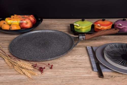 Non stick crepe pan Non stick roti pan Flat pan 28cm crepe pan Non stick Fry pan