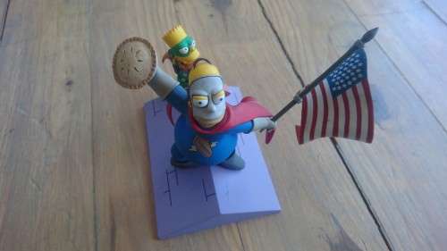 Simpsons Bart and Homer Diorama