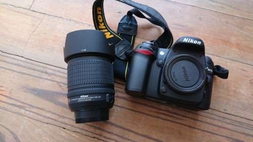 Nikon D80 Digital DSLR Camera with 18-135mm Lens