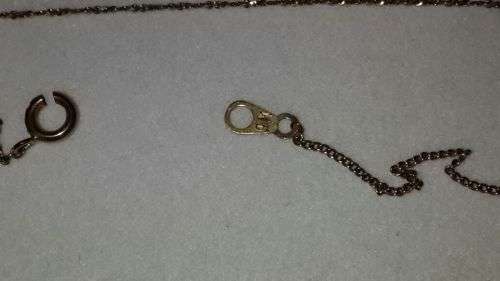 4.4G 9CT GOLD BITS AND PIECES.