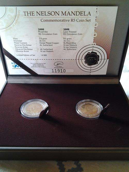 2 x Nelson Mandela Commemorative R5 Coin Box with 2 x UNC 2008 Birthday Coins