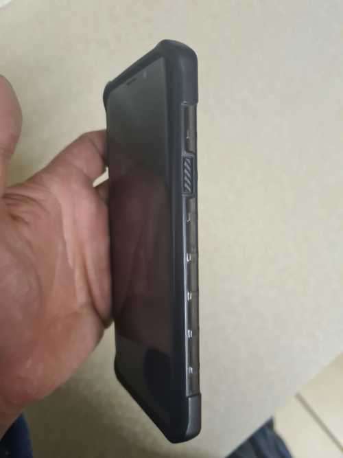 Samsung Galaxy S9+ Plus with UAG Cover - EXCELLENT CONDITION