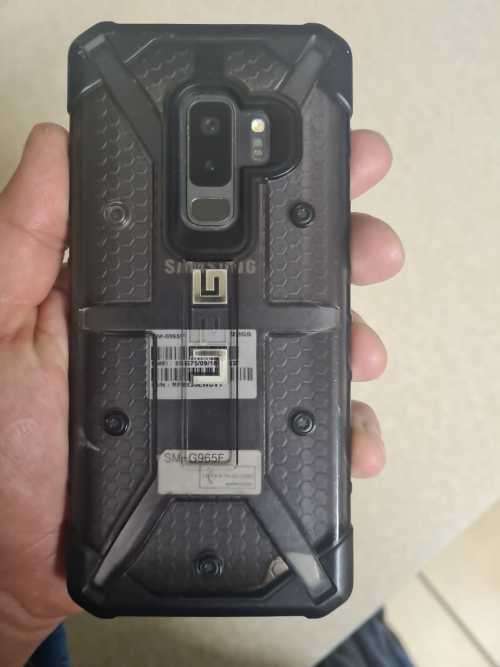 Samsung Galaxy S9+ Plus with UAG Cover - EXCELLENT CONDITION
