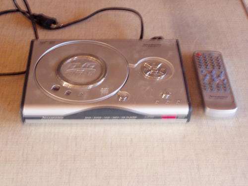 DIAMOND DVD PLAYER WITH REMOTE - PLEASE READ!!!