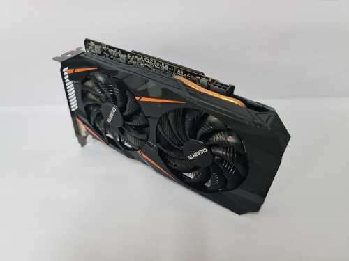 Gigabyte GeForce GTX 1060 WINDFORCE OC 6GB GDDR5 192-bit PCI-E 3.0 Desktop Graphics Card (Excellent