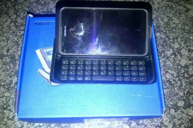 Nokia E7 - Almost Brand New