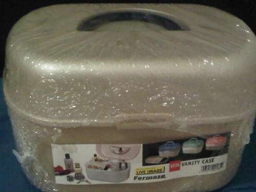 Vanity Case - Perfect Size For All Your Make-Up And Accesories