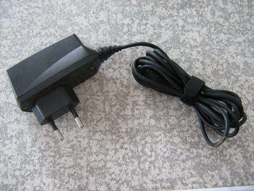 NOKIA mobile phone charger - genuine item - not aftermarket