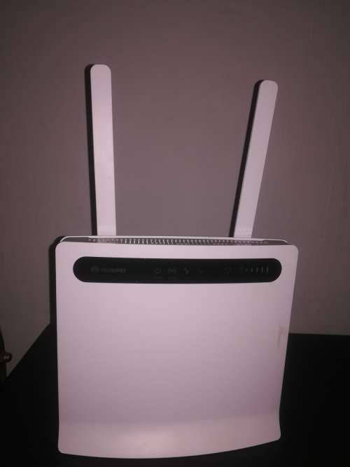 Huawei B593 LTE mobile router