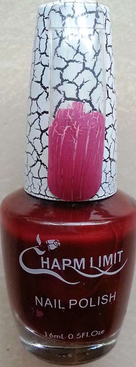 CRACKLING NAIL POLISH - DARK RED