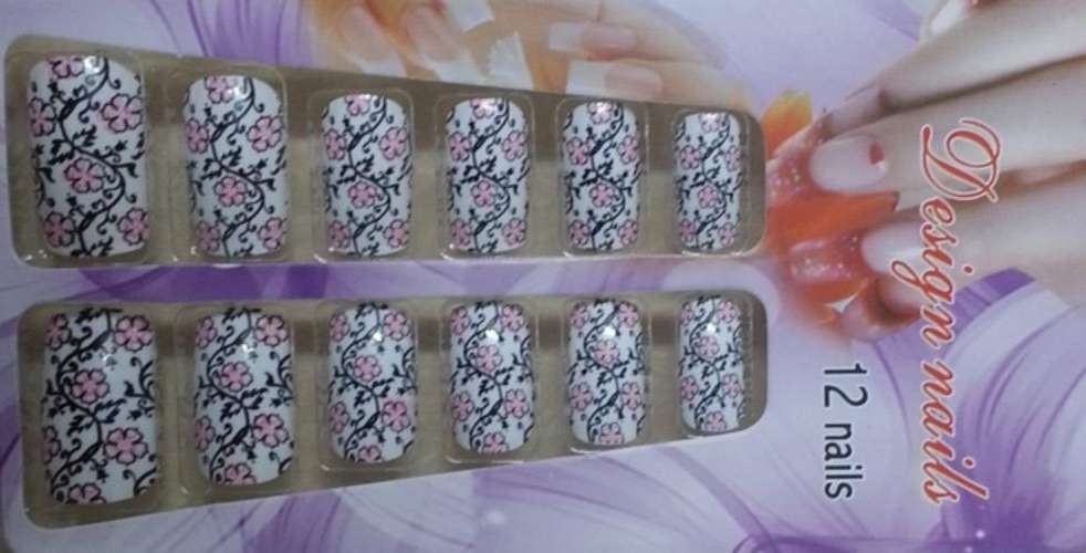 DESIGNED FALSE NAILS 12 PIECE