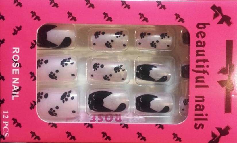 DESIGNED  NAILS 12 PIECE