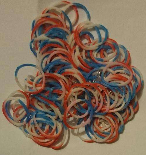 Loom Bands Red Blue White 200's Including Loom Hook & S-Clips