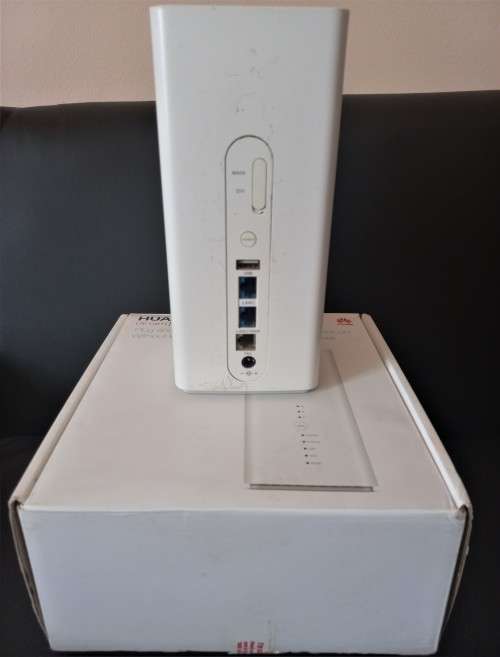 Huawei B618 - 22d WiFi 4G LTE CAT11 Plus Advanced Router