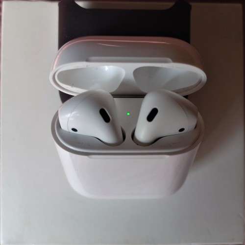 Apple Airpods 1 with Charging Case, Lightning Cable and Free Black Silicon Protection Cover