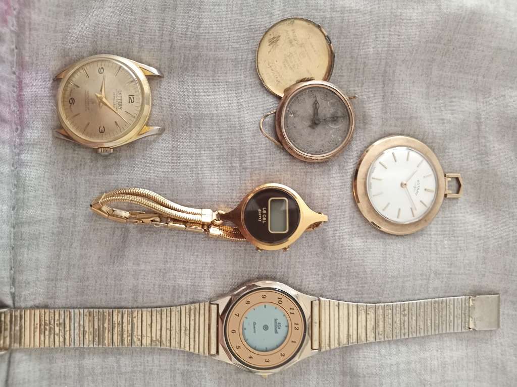 Vintage watch lot ( for spares or repairs )