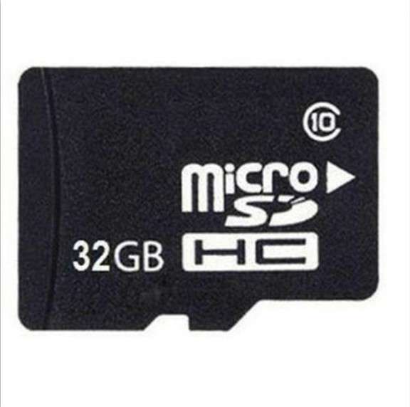 NEW 32GB Micro SD Card