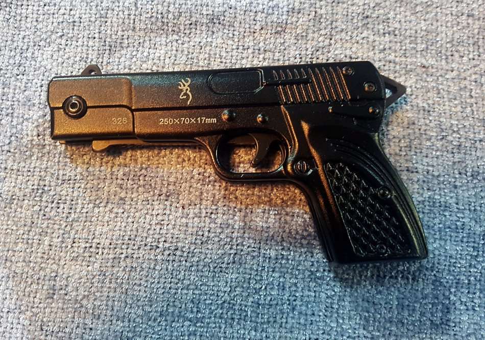 New Assisted-Opening Novelty Gun-Style Pocket Knife (with cover) *no box*