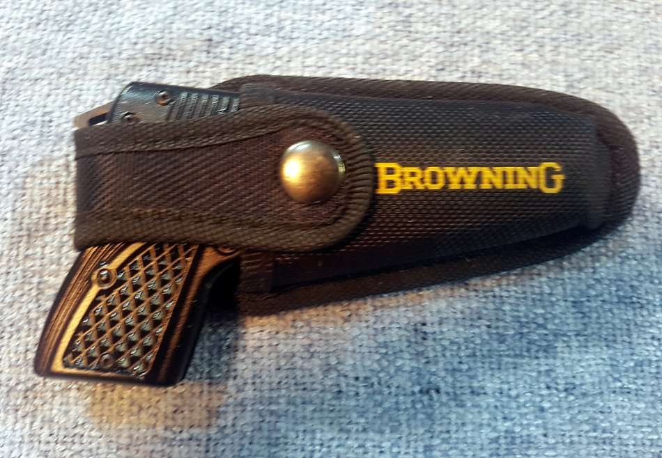 New Assisted-Opening Novelty Gun-Style Pocket Knife (with cover) *no box*