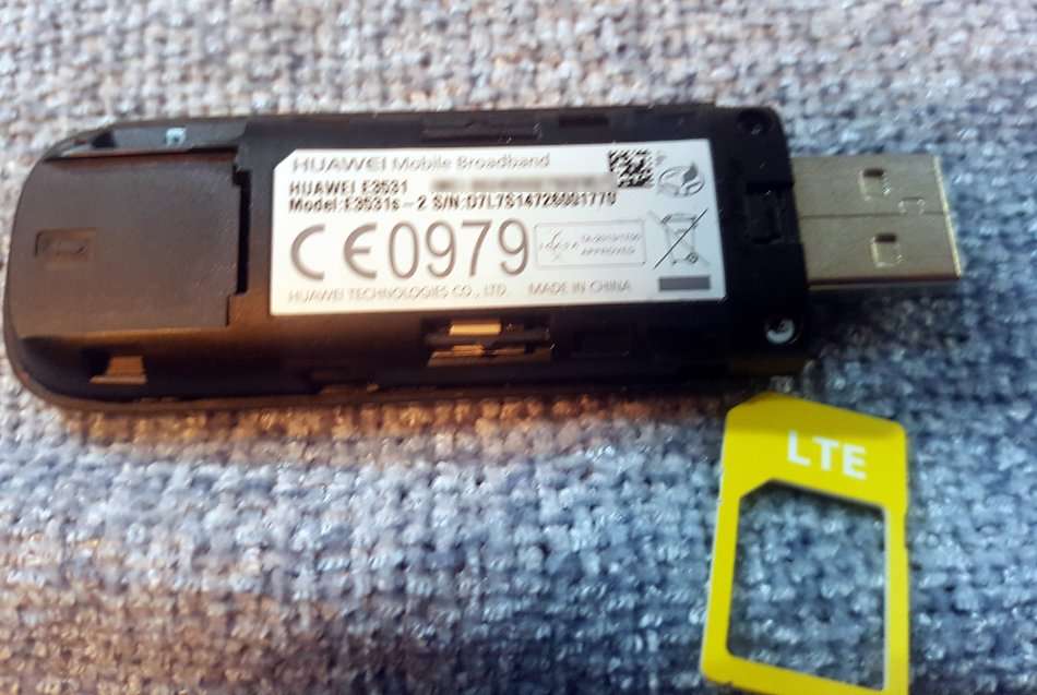 2nd Hand Huawei E3531 HSPA+ 21.6Mbps USB 3G Dongle - No Cap + SIM Adapter