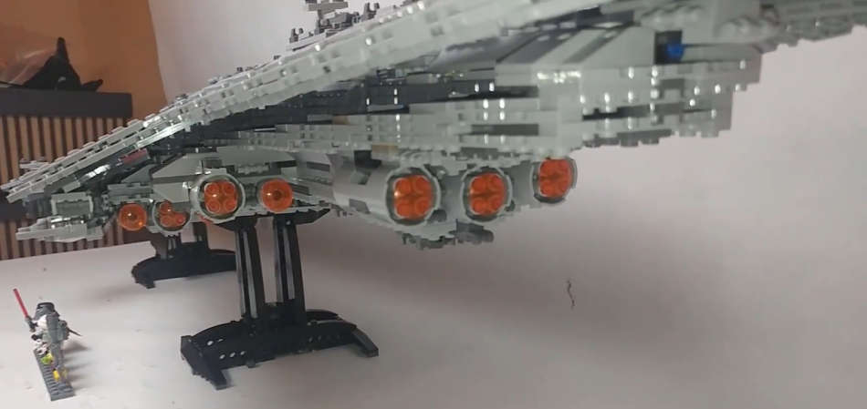 Massive Star Wars Super Star Destroyer Set - Excellent Condition (No Box) - CLEARANCE