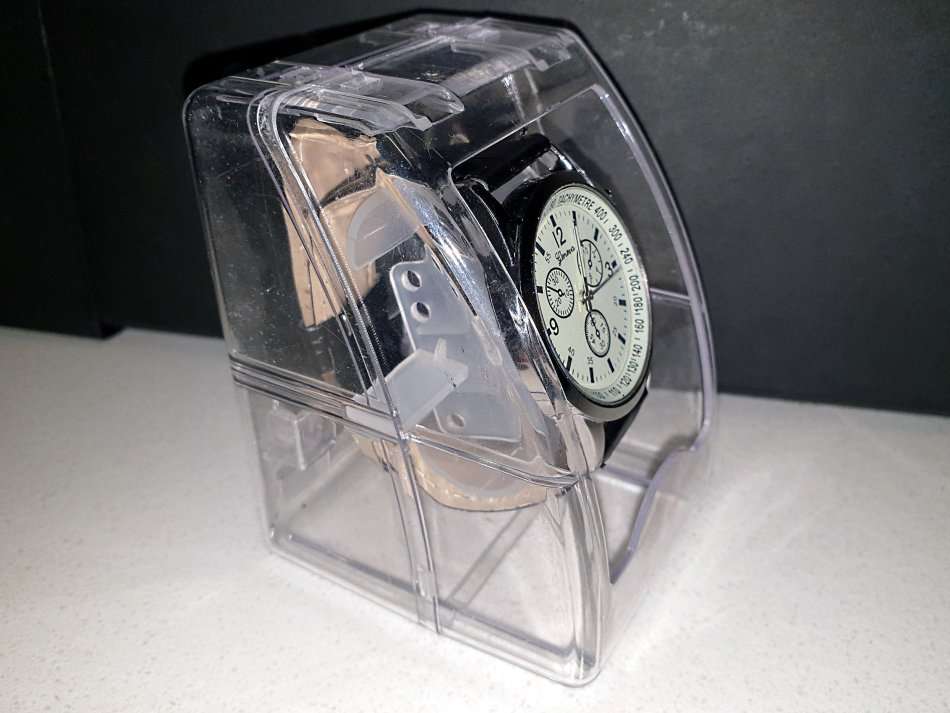 Lightweight Military Quartz Analog Men's Watch - CLEARANCE