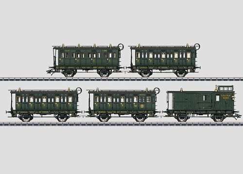 Marklin HO Gauge 37981, Steam Locomotive with Tender, WITH Marklin HO 43984, Passenger Car set