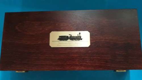 Marklin HO Gauge 37981, Steam Locomotive with Tender, WITH Marklin HO 43984, Passenger Car set