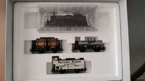 Marklin HO Gauge 26535 Palatine Railroad Freight Train (Steam Locomotive and 3 freight cars).