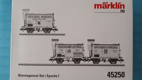 Marklin HO Gauge 45250: Beer Car Set, Era I (with DC wheel sets)