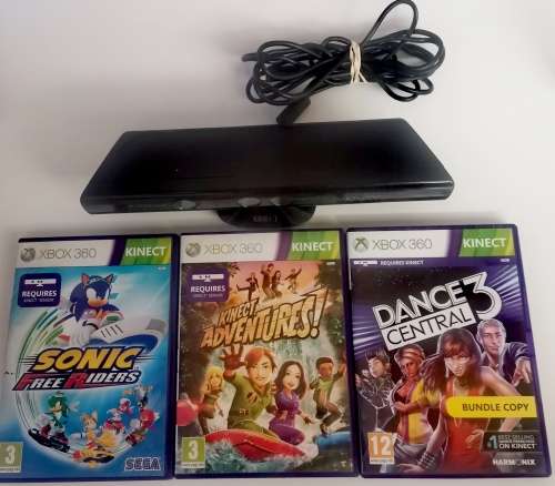 Xbox 360 Kinect + Three Games