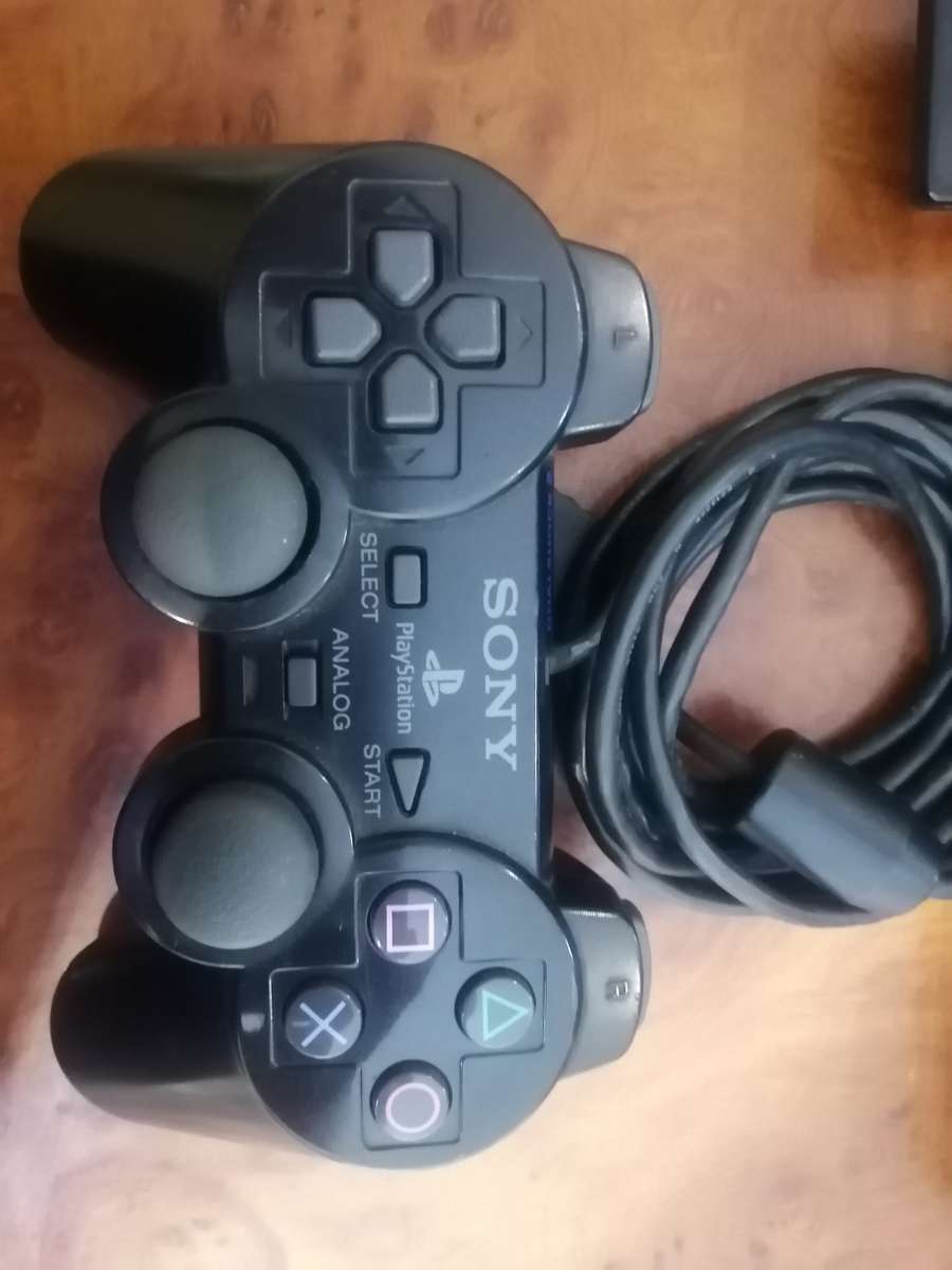 PLAYSTATION 2 SLIM CONSOLE