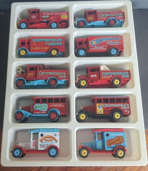 Corgi Chipperfield Circus 10 Vintage model collection