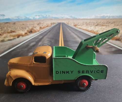 Dinky Toys Commer Truck