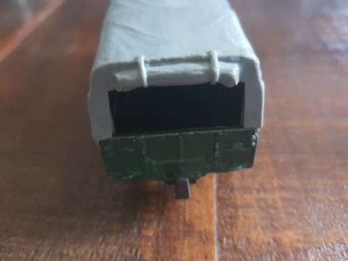 Corgi Land Rover 109