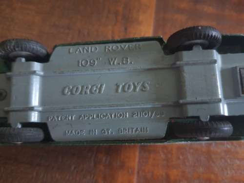 Corgi Land Rover 109