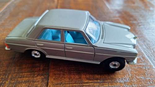 Corgi 285 Mercedes Benz 2400
