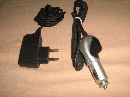 NOKIA  220V CHARGER   AND CAR CHARGER