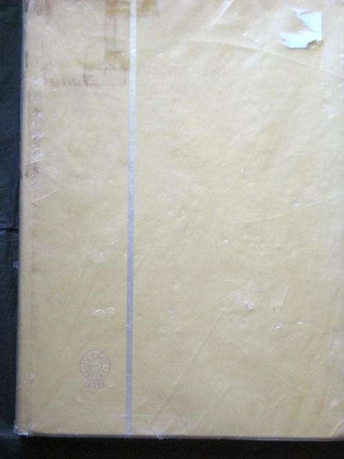 STOCK BOOK - 32 PAGES OF MIXED WORLD >2000 STAMPS - R1 START