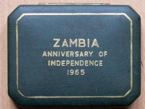 ZAMBIA ANNIVERSARY OF INDEPENDENCE 1965 COMMEMORATIVE MEDALLION