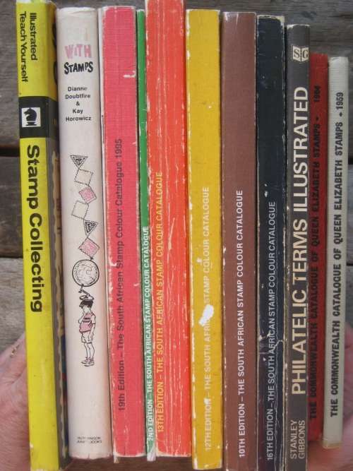 SMALL BOX FULL OF CATALOGUES & PUBLICATIONS