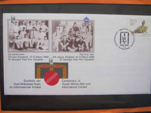 CRICKET HISTORY - FOLDER CONTAINING INTERESTING CRICKET MEMORABILIA