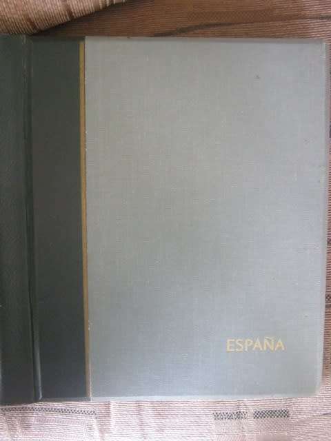 EMPTY LIGHTHOUSE STAMP ALBUM WITH SLIPCASE - SPAIN FROM 1936 TO 1965 - NO STAMPS