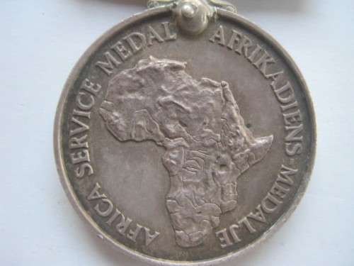 MILITARY CAMPAIGN MEDALS - 1939-1945 STAR & DEFENCE MEDALS