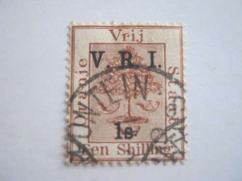 OFS - 1900 DEFIN ISSUE OPTD V.R.I. "STOPS LEVEL" - 1/- ON 1/- BROWN - SINGLE WITH VARIETY - USED
