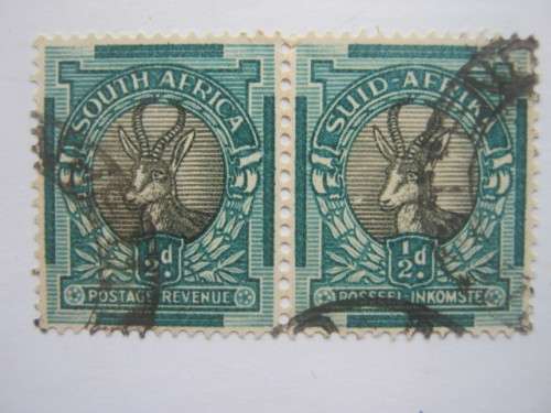 UNION - 1933-48 DEFIN ISSUE (HYPHENATED) - 1/2d GREY and GREEN - PAIR - FINE USED