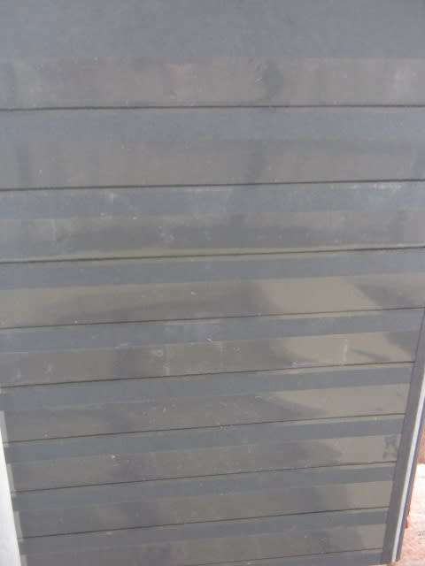 EMPTY STOCKBOOK (RED, PADDED AND WITH 60 x BLACK PAGES) - VERY GOOD CONDITION