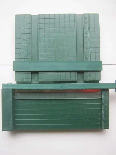 `PRINZ` CUTTER (GUILLOTINE) 170mm - HARDLY USED and AS GOOD AS NEW