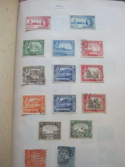 SPRINGBACK TYPE STAMP ALBUM - MIXED WORLD - STRONG ON SOUTHERN AFRICA BUT NO UNION/RSA